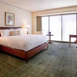Premier View 1 King Room